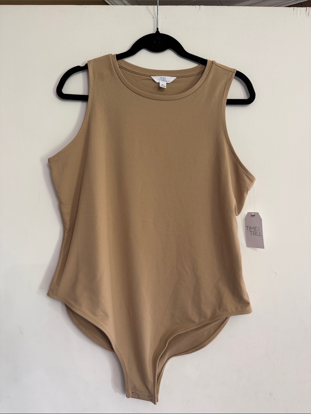 Time and Tru Sleeveless Tan Scoop-Neck Bodysuit XL NWT